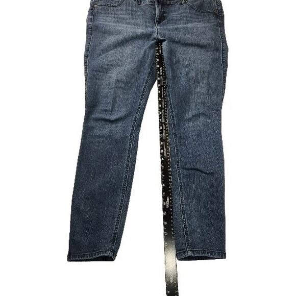 TORRID Skinny Jeans Womens 16R Blue Denim Mid Rise Medium Wash Retro 38x30 - Picture 2 of 5